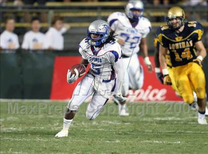 Thumbnail 2 in Byrnes @ Aquinas photogallery.