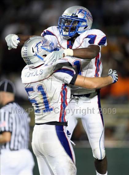 Thumbnail 3 in Byrnes @ Aquinas photogallery.