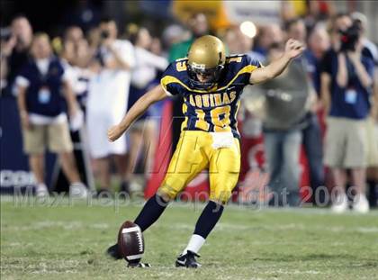 Thumbnail 2 in Byrnes @ Aquinas photogallery.
