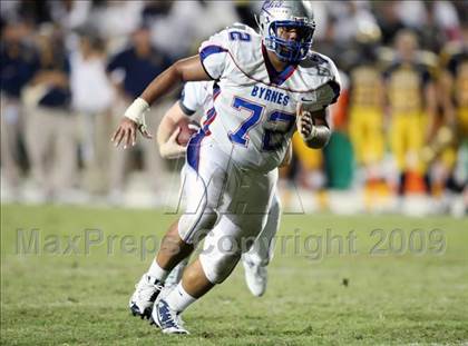 Thumbnail 1 in Byrnes @ Aquinas photogallery.