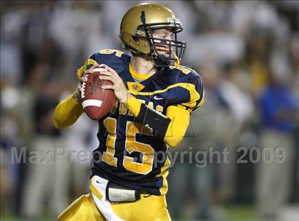Thumbnail 2 in Byrnes @ Aquinas photogallery.