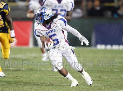 Thumbnail 2 in Byrnes @ Aquinas photogallery.