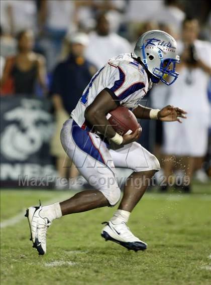 Thumbnail 3 in Byrnes @ Aquinas photogallery.