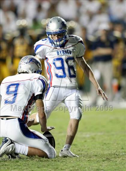 Thumbnail 1 in Byrnes @ Aquinas photogallery.