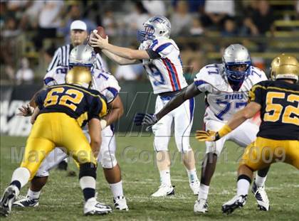 Thumbnail 1 in Byrnes @ Aquinas photogallery.