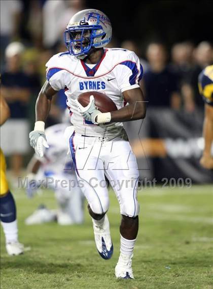 Thumbnail 2 in Byrnes @ Aquinas photogallery.