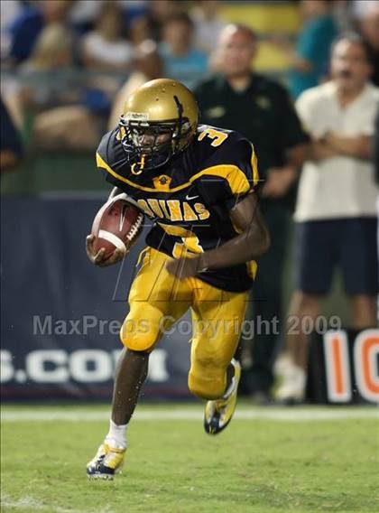 Thumbnail 1 in Byrnes @ Aquinas photogallery.