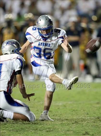 Thumbnail 2 in Byrnes @ Aquinas photogallery.