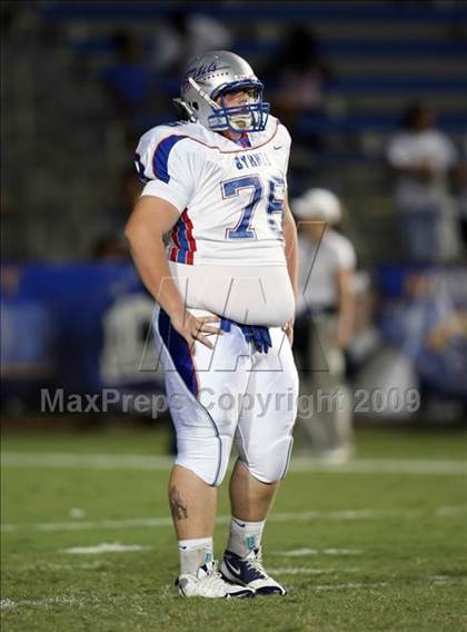 Thumbnail 2 in Byrnes @ Aquinas photogallery.