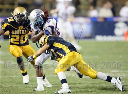 Thumbnail 2 in Byrnes @ Aquinas photogallery.