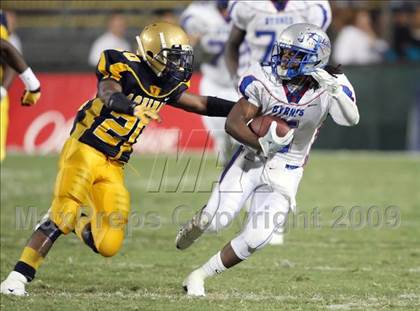 Thumbnail 2 in Byrnes @ Aquinas photogallery.
