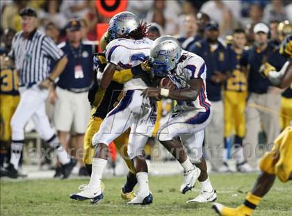 Thumbnail 3 in Byrnes @ Aquinas photogallery.
