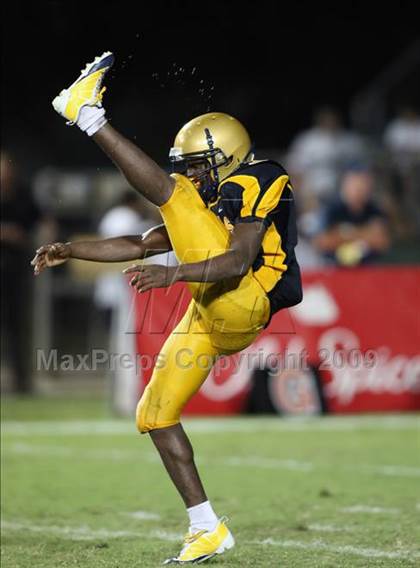 Thumbnail 1 in Byrnes @ Aquinas photogallery.