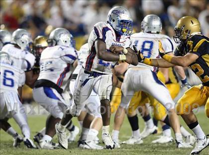Thumbnail 1 in Byrnes @ Aquinas photogallery.