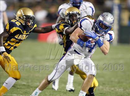 Thumbnail 3 in Byrnes @ Aquinas photogallery.