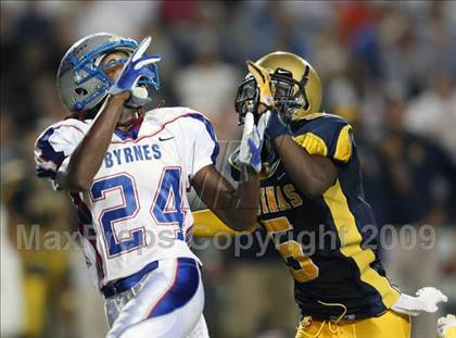 Thumbnail 2 in Byrnes @ Aquinas photogallery.
