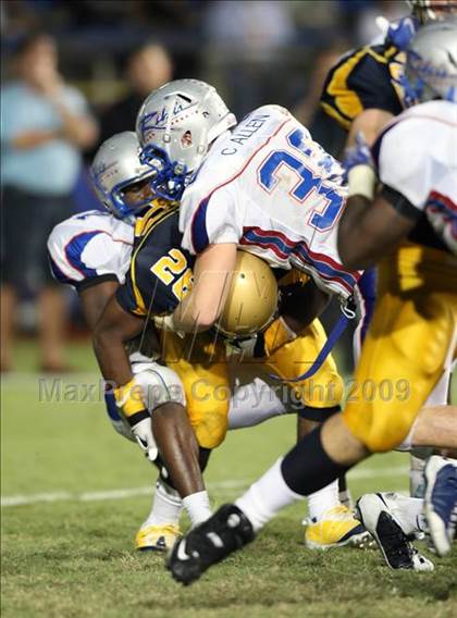 Thumbnail 3 in Byrnes @ Aquinas photogallery.
