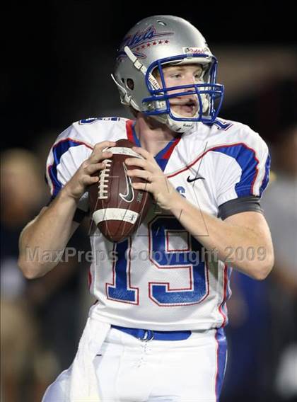Thumbnail 3 in Byrnes @ Aquinas photogallery.