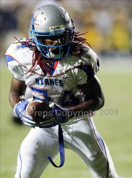 Thumbnail 1 in Byrnes @ Aquinas photogallery.