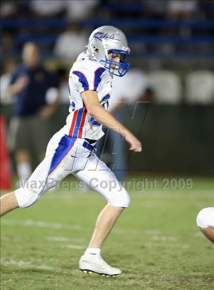 Thumbnail 2 in Byrnes @ Aquinas photogallery.