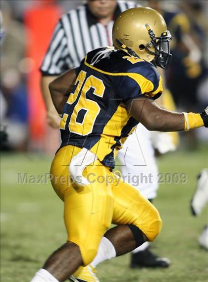 Thumbnail 2 in Byrnes @ Aquinas photogallery.