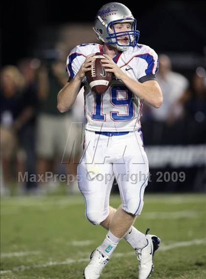 Thumbnail 2 in Byrnes @ Aquinas photogallery.
