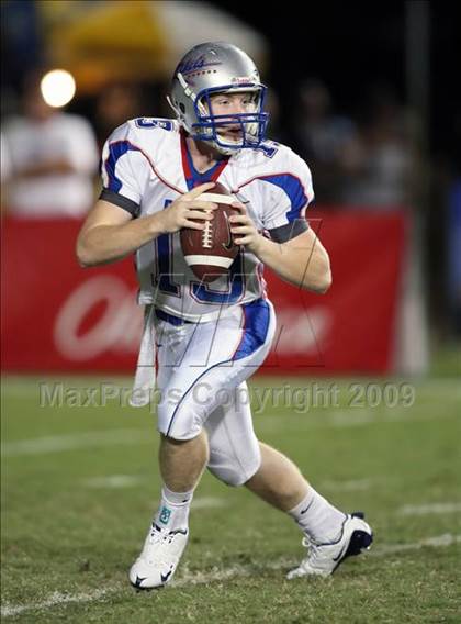 Thumbnail 2 in Byrnes @ Aquinas photogallery.