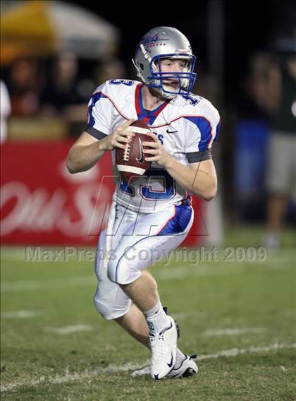 Thumbnail 1 in Byrnes @ Aquinas photogallery.