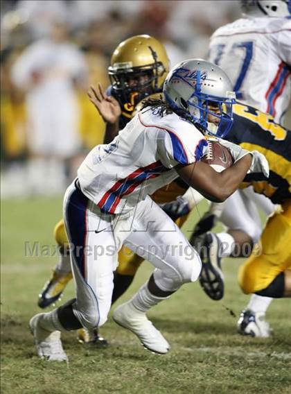 Thumbnail 3 in Byrnes @ Aquinas photogallery.