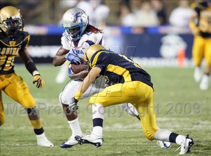 Thumbnail 1 in Byrnes @ Aquinas photogallery.