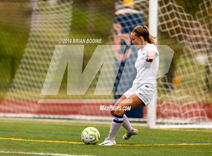 Thumbnail 3 in Seattle Prep @ Eastside Catholic photogallery.