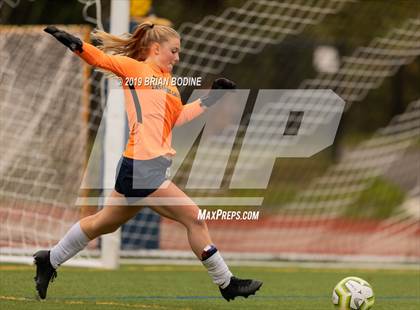 Thumbnail 2 in Seattle Prep @ Eastside Catholic photogallery.