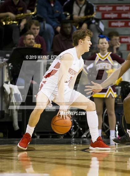Thumbnail 3 in Cooper vs Beechwood (KHSAA Ninth Region) photogallery.