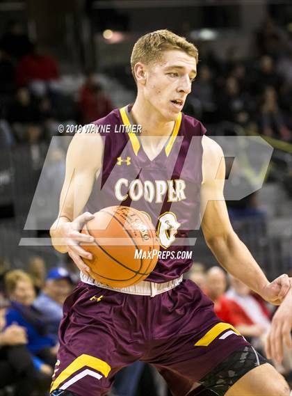 Thumbnail 3 in Cooper vs Beechwood (KHSAA Ninth Region) photogallery.