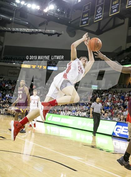 Thumbnail 1 in Cooper vs Beechwood (KHSAA Ninth Region) photogallery.