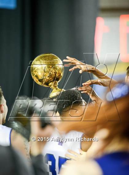 Thumbnail 1 in Davis vs. Federal Way (WIAA 4A Final) photogallery.