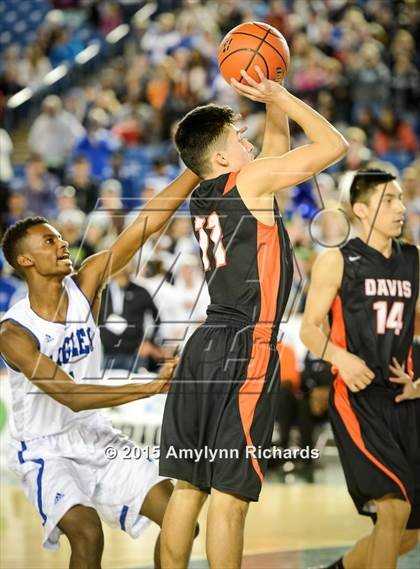 Thumbnail 2 in Davis vs. Federal Way (WIAA 4A Final) photogallery.