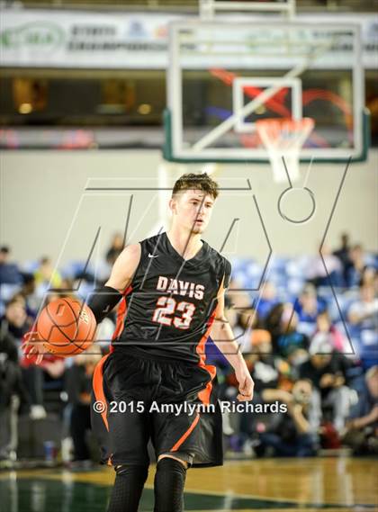 Thumbnail 2 in Davis vs. Federal Way (WIAA 4A Final) photogallery.