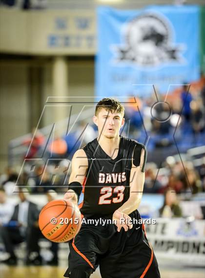 Thumbnail 1 in Davis vs. Federal Way (WIAA 4A Final) photogallery.