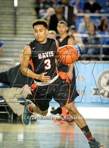 Thumbnail 2 in Davis vs. Federal Way (WIAA 4A Final) photogallery.