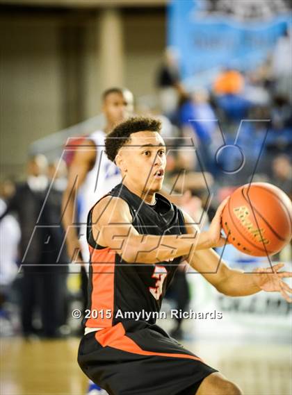 Thumbnail 2 in Davis vs. Federal Way (WIAA 4A Final) photogallery.