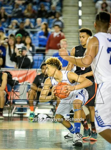 Thumbnail 2 in Davis vs. Federal Way (WIAA 4A Final) photogallery.