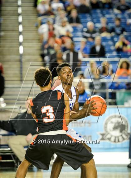 Thumbnail 1 in Davis vs. Federal Way (WIAA 4A Final) photogallery.