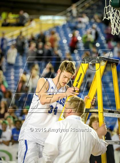 Thumbnail 1 in Davis vs. Federal Way (WIAA 4A Final) photogallery.