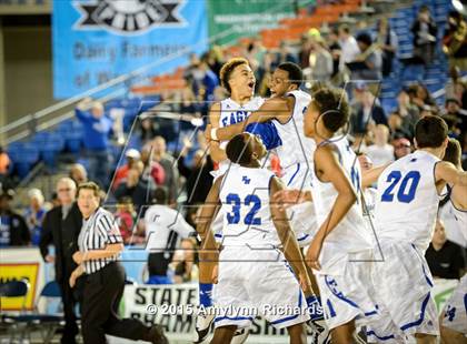 Thumbnail 1 in Davis vs. Federal Way (WIAA 4A Final) photogallery.