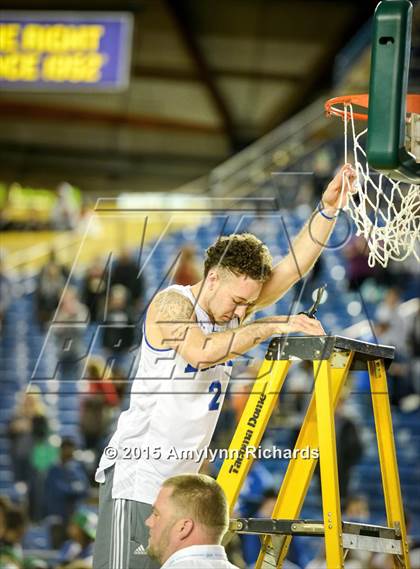 Thumbnail 2 in Davis vs. Federal Way (WIAA 4A Final) photogallery.