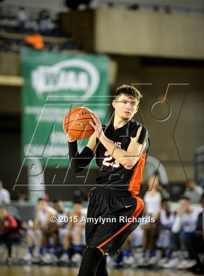 Thumbnail 3 in Davis vs. Federal Way (WIAA 4A Final) photogallery.