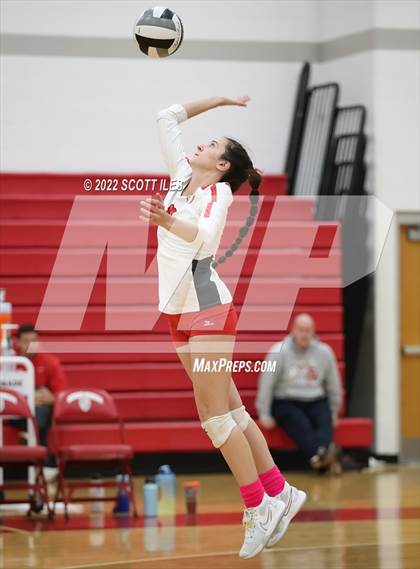 Thumbnail 1 in Pickerington Central @ Sheridan photogallery.