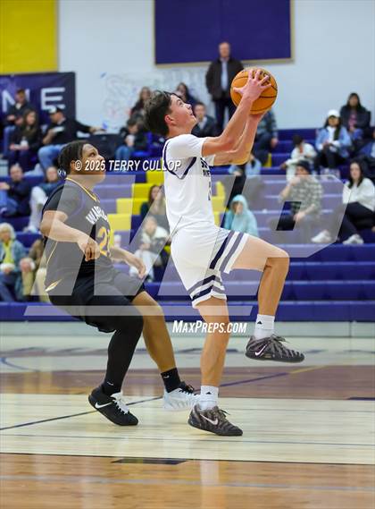 Thumbnail 1 in FR: Taylorsville @ Summit Academy (Sophomore) photogallery.