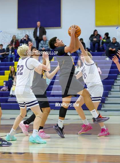 Thumbnail 1 in FR: Taylorsville @ Summit Academy (Sophomore) photogallery.